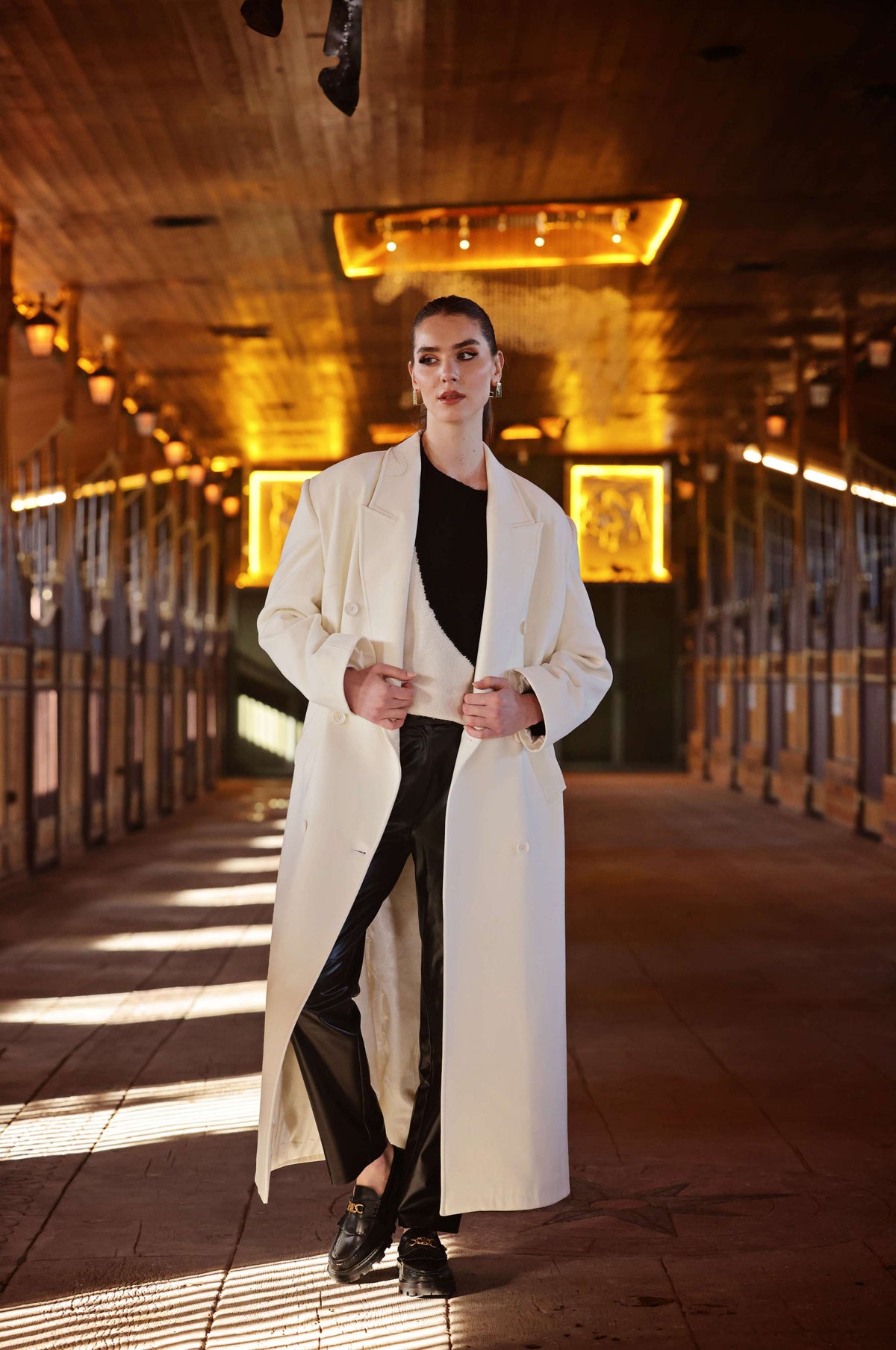 Kruvöze Oversize Kaşe Kaban