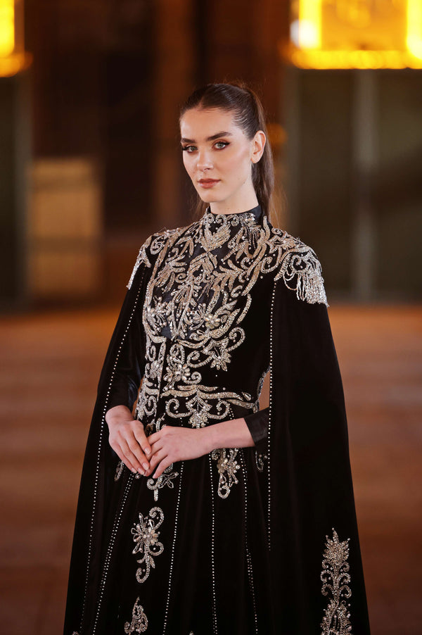 ATİYE- Velvet Fabric Hand-Embroidered Kaftan