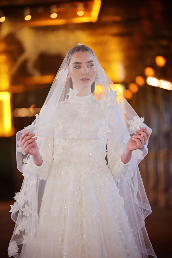 3D Çiçek İşlemeli  Romantik Gelinlik