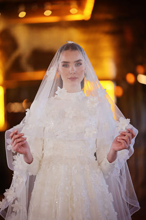 3D Çiçek İşlemeli  Romantik Gelinlik