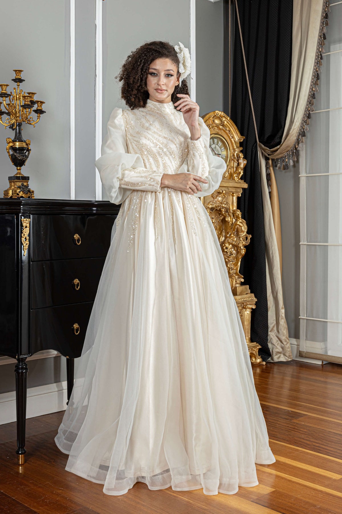 SÜMBÜL - Helen Nişanlık · 4