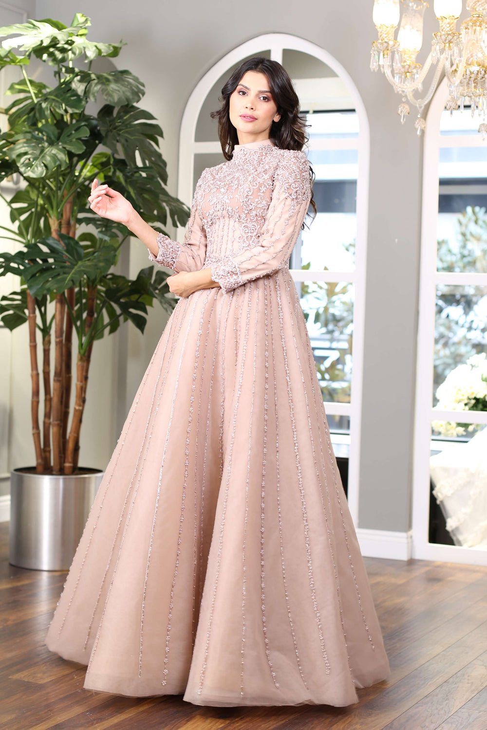 Elegant Long Lace Evening Dress