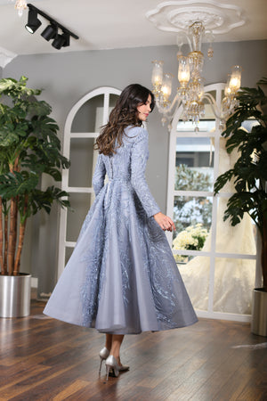 Zarif İşlemeli Midi Boy Abiye Elbise