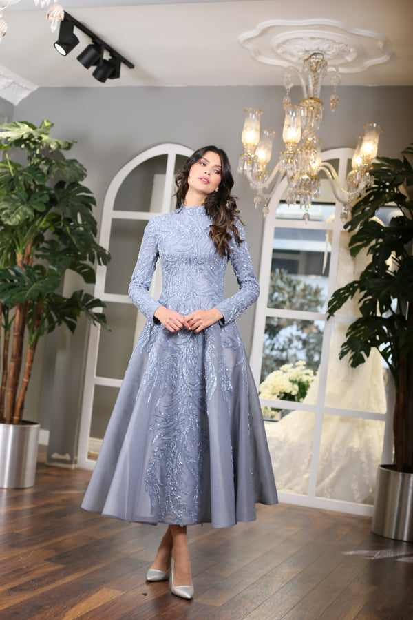 Zarif İşlemeli Midi Boy Abiye Elbise