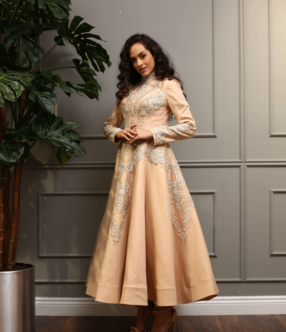 Gümüş İşlemeli  A Kesim Midi Abiye Elbise