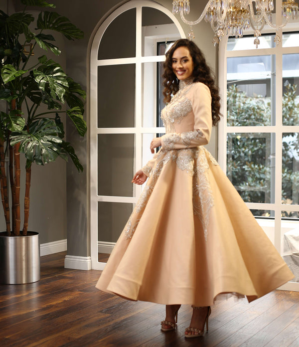 Gümüş İşlemeli  A Kesim Midi Abiye Elbise