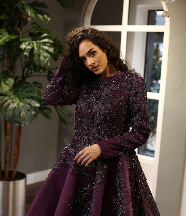 Yoğun İşlemeli Mürdüm Midi Abiye Elbise