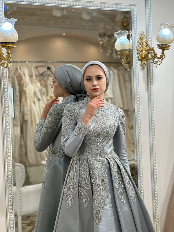 İşlemeli, Tesettür Uyumlu ve Modern Tasarım Elbise