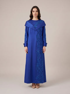 Saks Mavisi Boncuk İşlemeli Pelerin Yakalı Uzun Kollu Kaftan Abiye Elbise