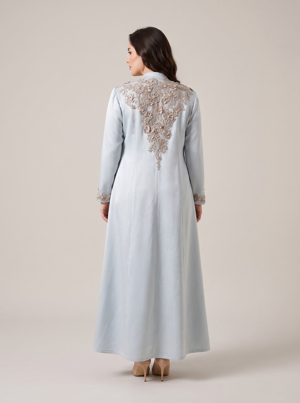 Açık Mavi Saten Bej 3D Çiçek İşlemeli Önü Açık Uzun Kaftan