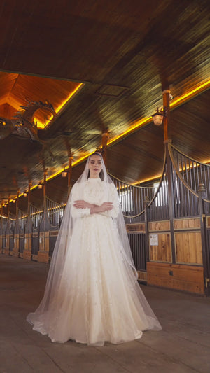 3D Çiçek İşlemeli  Romantik Gelinlik